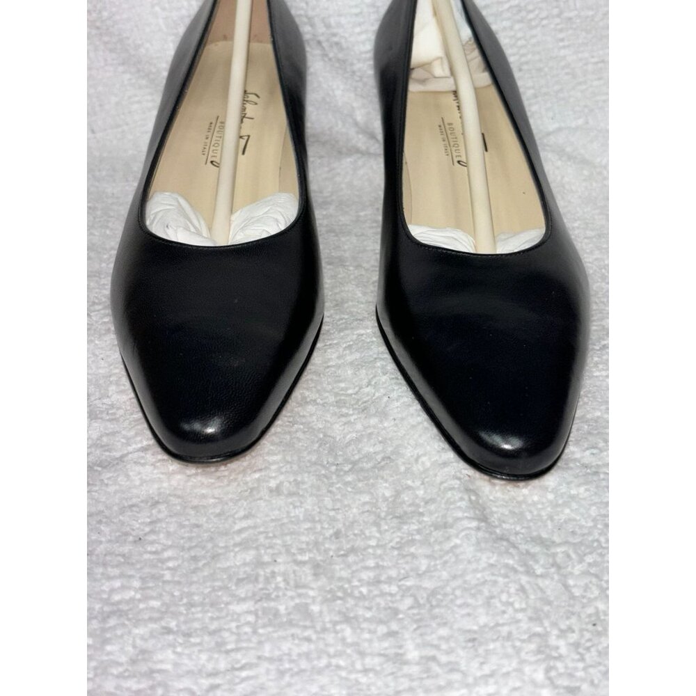 Salvatore Ferragamo Boutique Maffea Black Leather Pumps Size 7.5 AA #45030 - Picture 2 of 9
